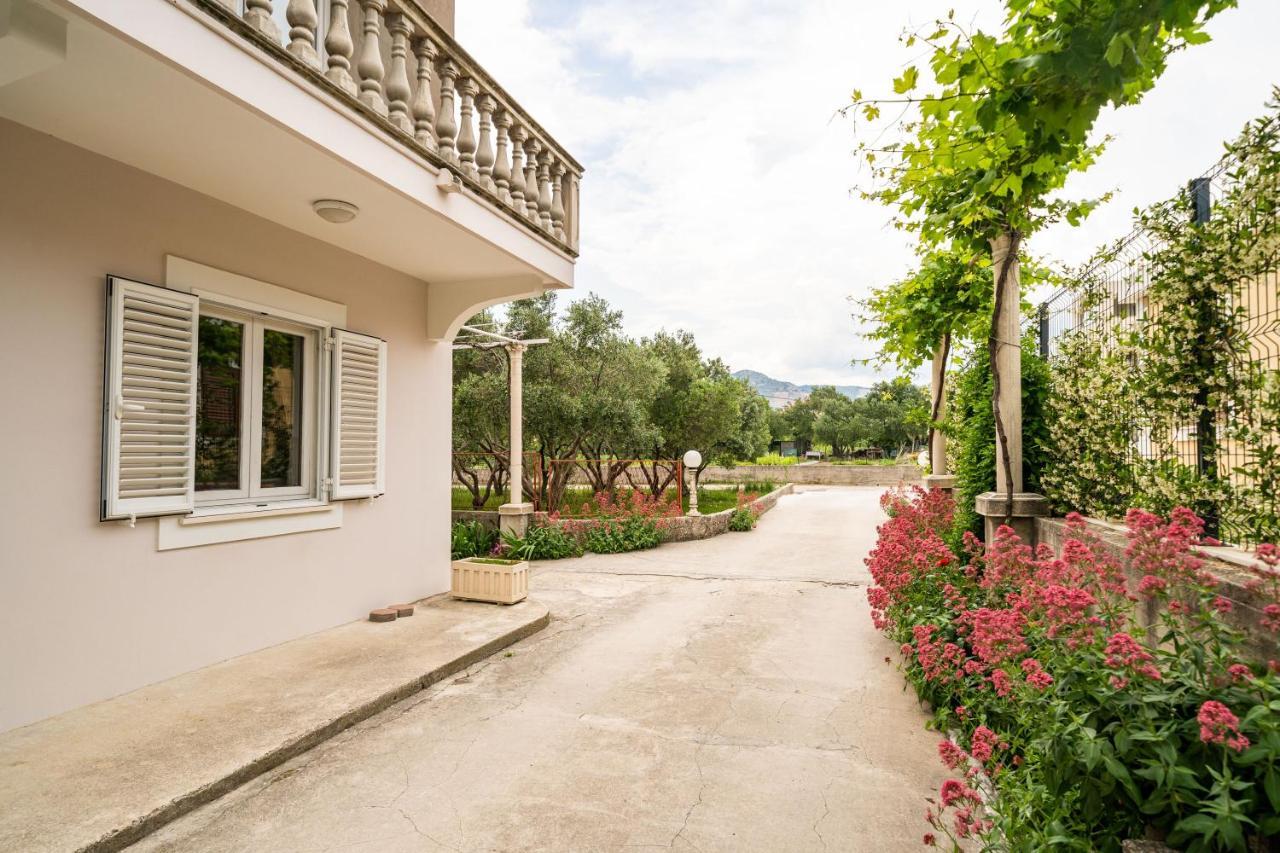 Francesca Guesthouse 米利尼 外观 照片